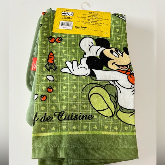 NWT Disney Chef Mickey 3 Piece Kitchen set - Dish Towel, Pot Holder & Oven Mitt - Picture 4 of 5